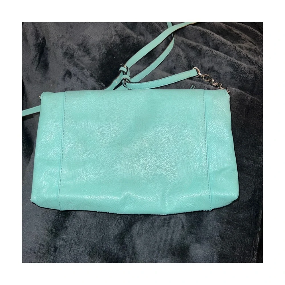Simply Vera Wang Crossbody Bag - Picture 9 of 12